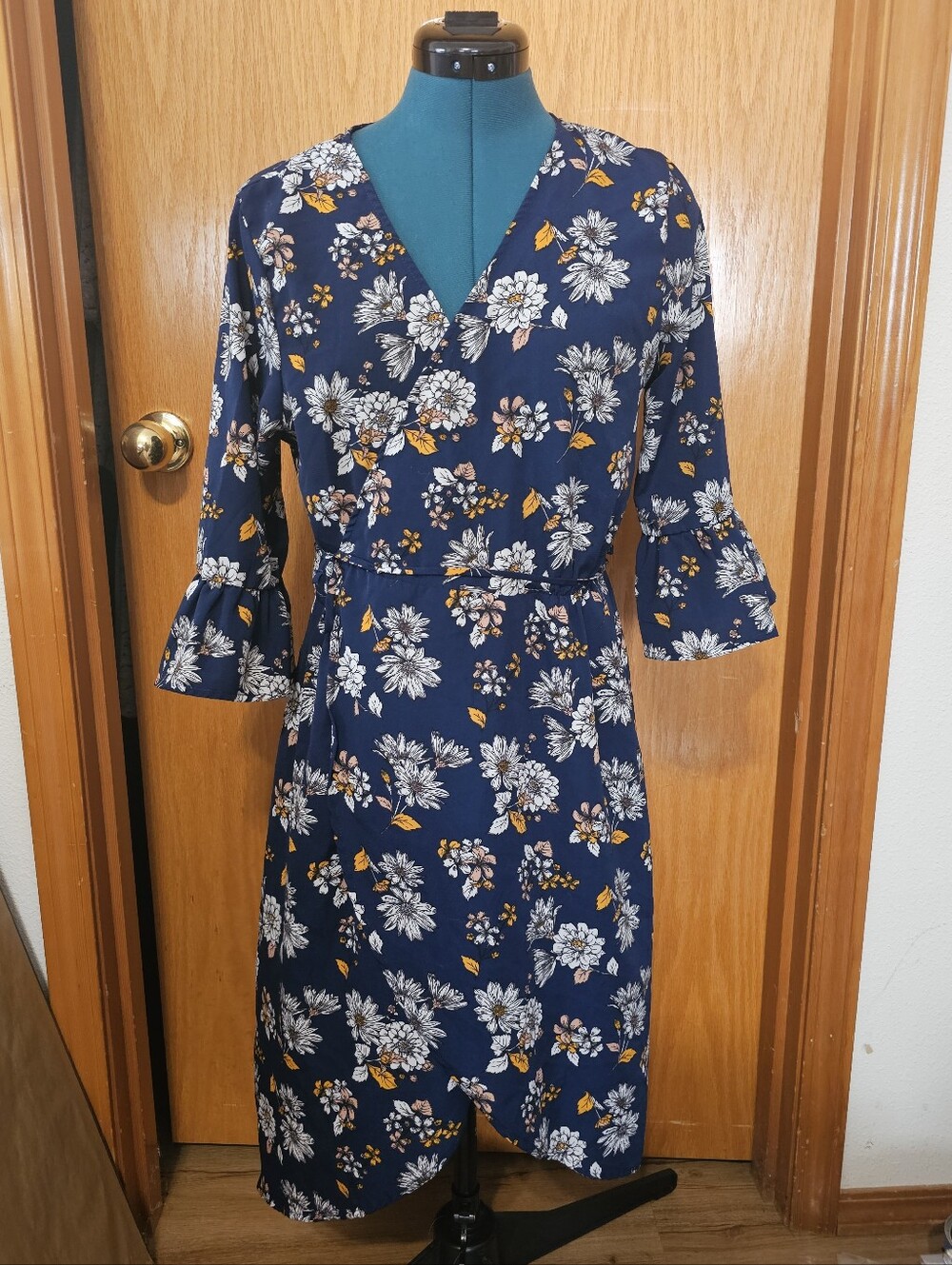 Floral Wrap Dress/robe With Flared Sleeves